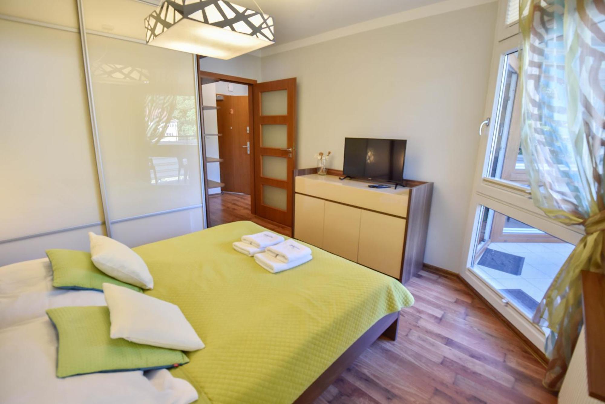 Apartamenty Mistral Z Parkingiem - Promenada & Morze - Apartamenty Na Wyspie 斯维诺乌伊希切 外观 照片