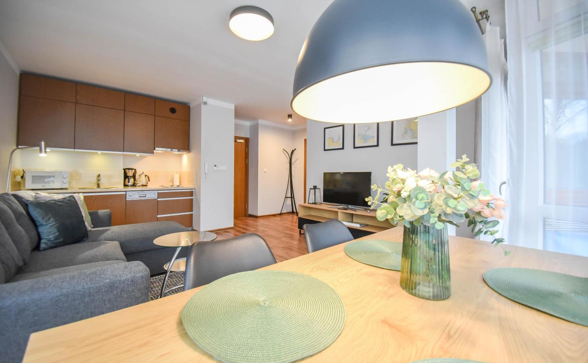 Apartamenty Mistral Z Parkingiem - Promenada & Morze - Apartamenty Na Wyspie 斯维诺乌伊希切 外观 照片